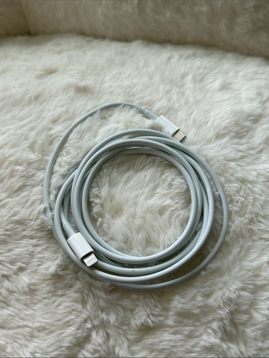 Apple Other - Apple USB-C to Lightning Cable (1m) white I phone air pods charger chord